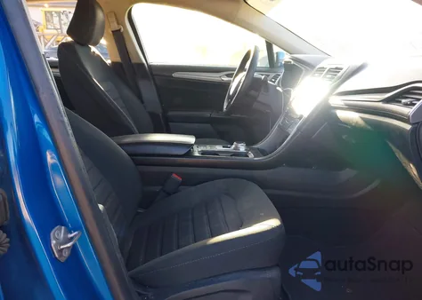 2020 Ford Fusion Se z USA, uszkodzony, nr VIN 3FA6P0HDXLR135302